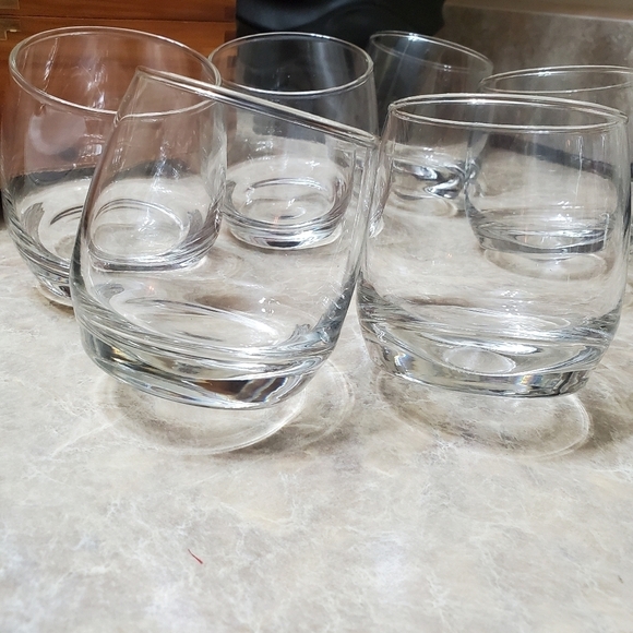 Rocker Wobble Whiskey Glasses. Set of 6. Great condition. Glass. Bar theme - Picture 9 of 9